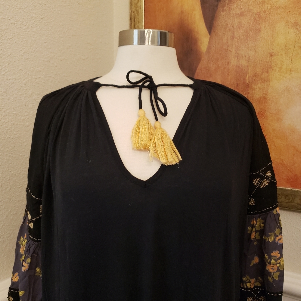 Black LS Free People Blouse/Tunic - Picture 2 of 7